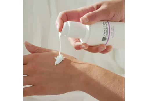 AHA + BHA Cleanser 200ml - Image 2